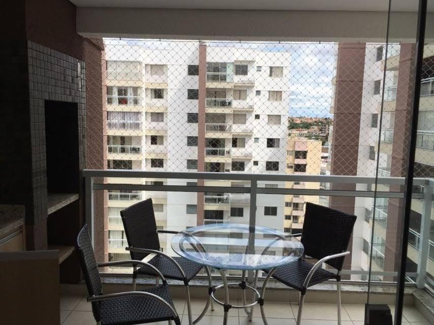 Apartamento No Condominio Casa Da Madeira Em Caldas Novas-Go Экстерьер фото