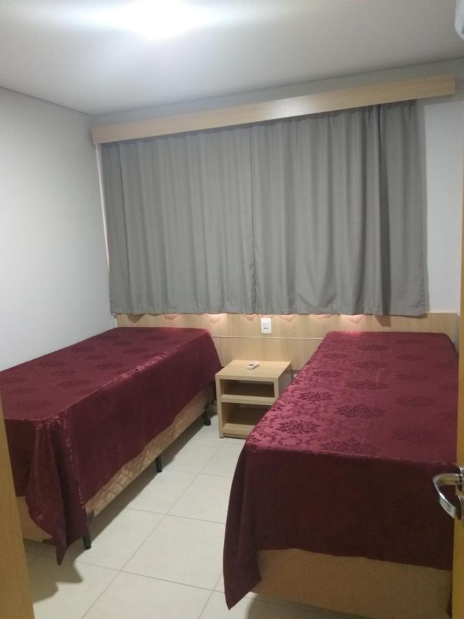 Apartamento No Condominio Casa Da Madeira Em Caldas Novas-Go Экстерьер фото